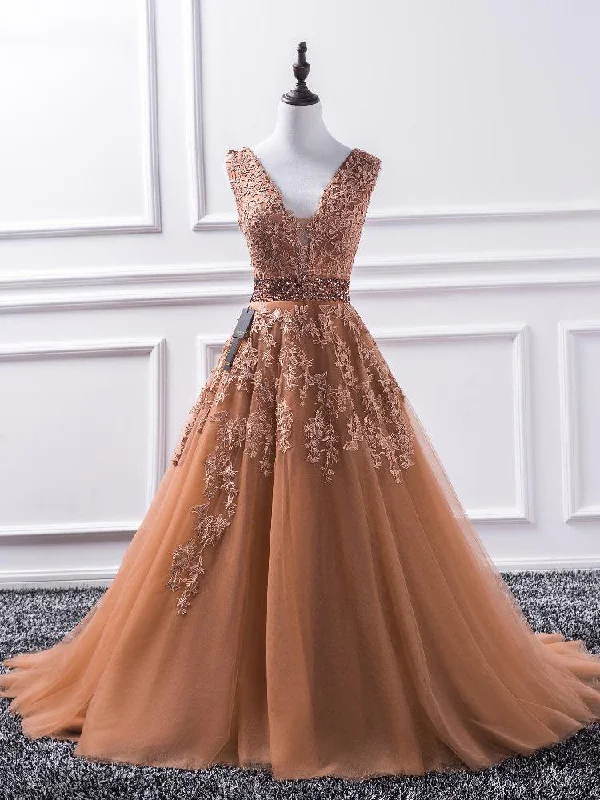 Chic Prom Dresses Aline Straps A-line Sweep Train Appliques Beautiful Prom Dress JKL1576